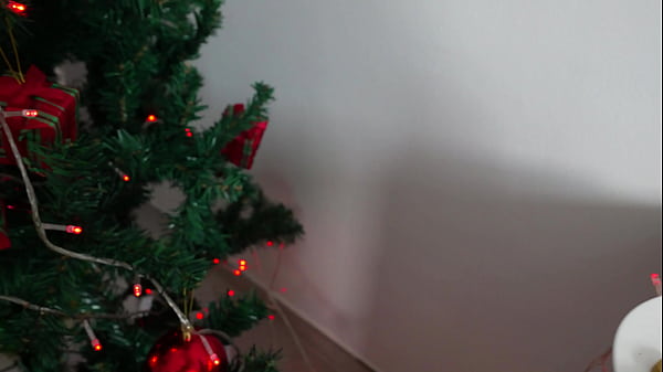 Hardcore sex with Grinch on Christmas night!