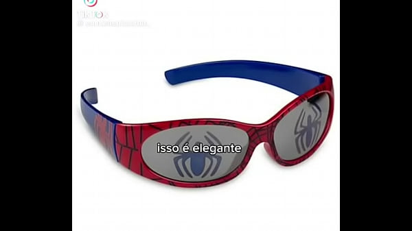 Novinha ensinando moda para o novinho cabaço