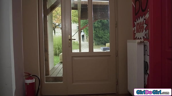 Teen learned her lesson the lesbian way