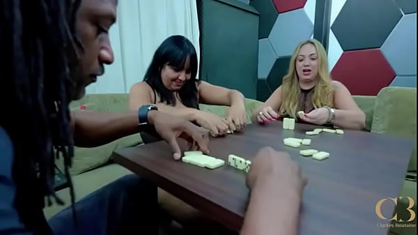 Live Dominoes at Sun7Studio Brasil