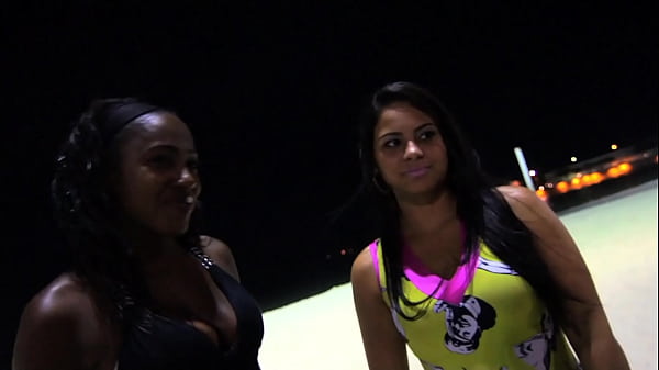 Big booty latina gets picked up in public & fucked by BBC