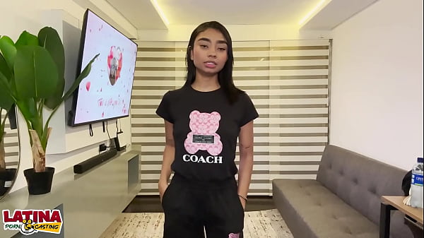 Carol Tiny – Takes Her First Big White Cock In Her Asshole For Latina Casting