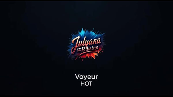 Meu brinquinho no meu cuzinho doida por um pau