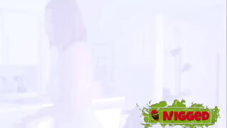 They discover a black man for the first time or eat them three by three, AlbaAn, Nelia Estrada, Astrid Ortiz and Atenea Mujica in Nigged