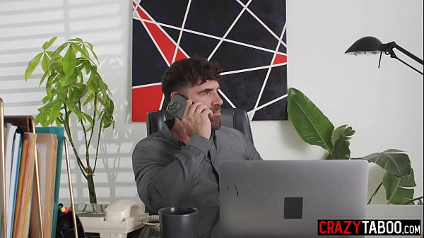 Dominant big ass Jewelz Blu fucks two big cock guys and enjoyed threesome