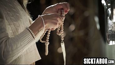 Petite blonde girl Tiffany Tatum enjoys pussy fucking after giving a perfect blowjob